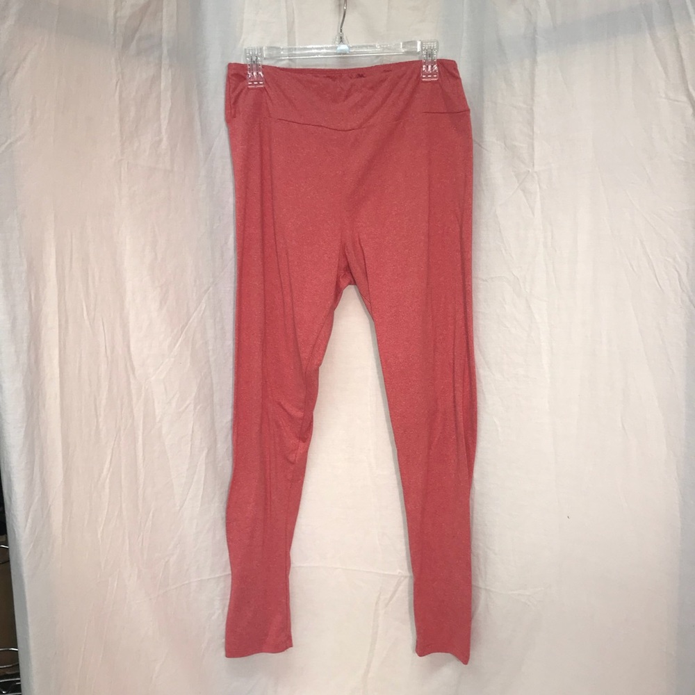 Women's red marbled leggings
